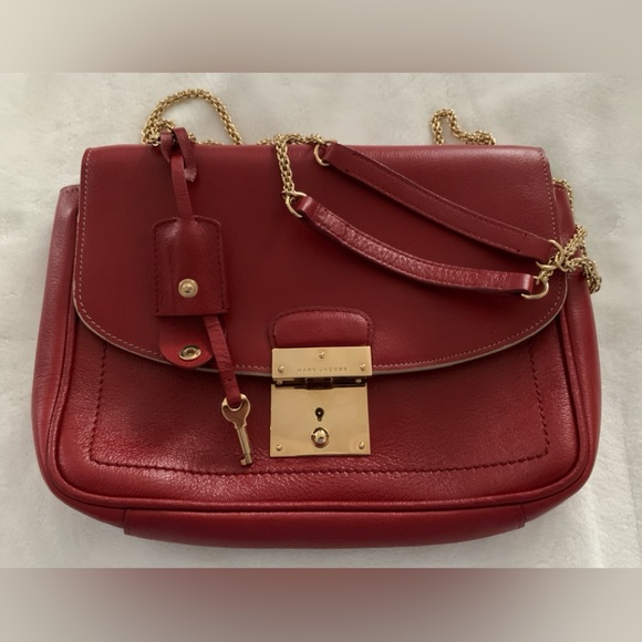 Marc Jacobs purse with red leather and golden chain straps *EUC* made in Italy - Picture 8 of 15